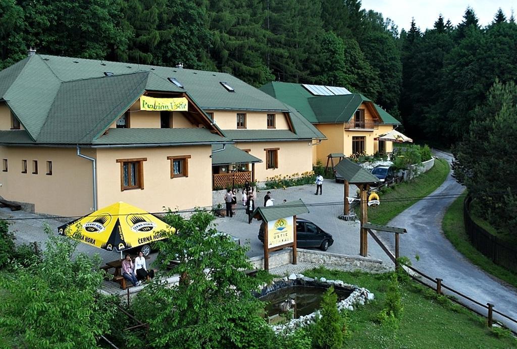 Penzion Ustie Trstena Exterior photo