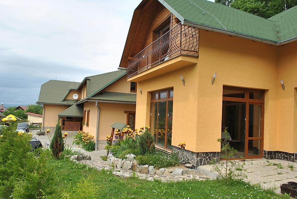 Penzion Ustie Trstena Exterior photo